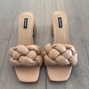 Size 10, nine west heel, never worn